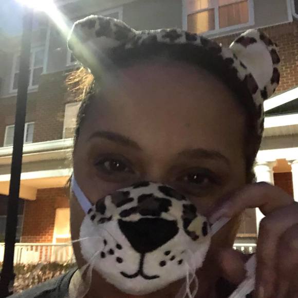 Meet your Posher, Melessa - Picture 1 of 1